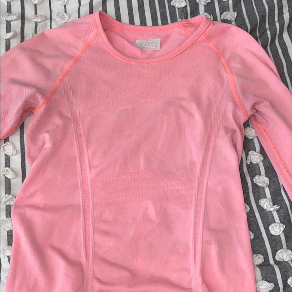 Athleta long sleeve